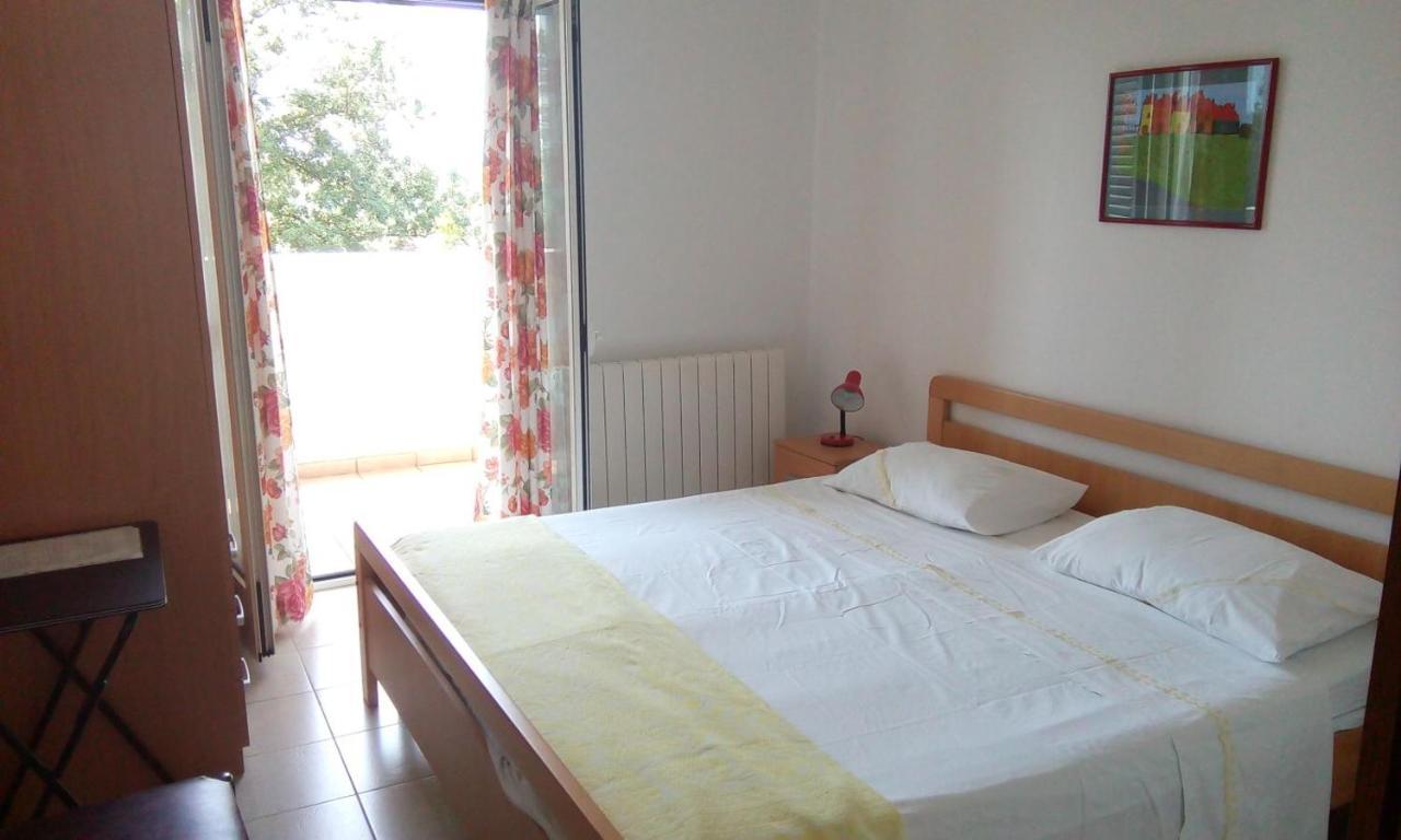 Apartment Elinor 2 Ровинь Экстерьер фото