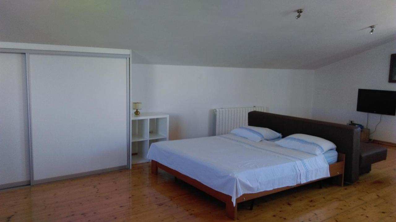 Apartment Elinor 2 Ровинь Экстерьер фото
